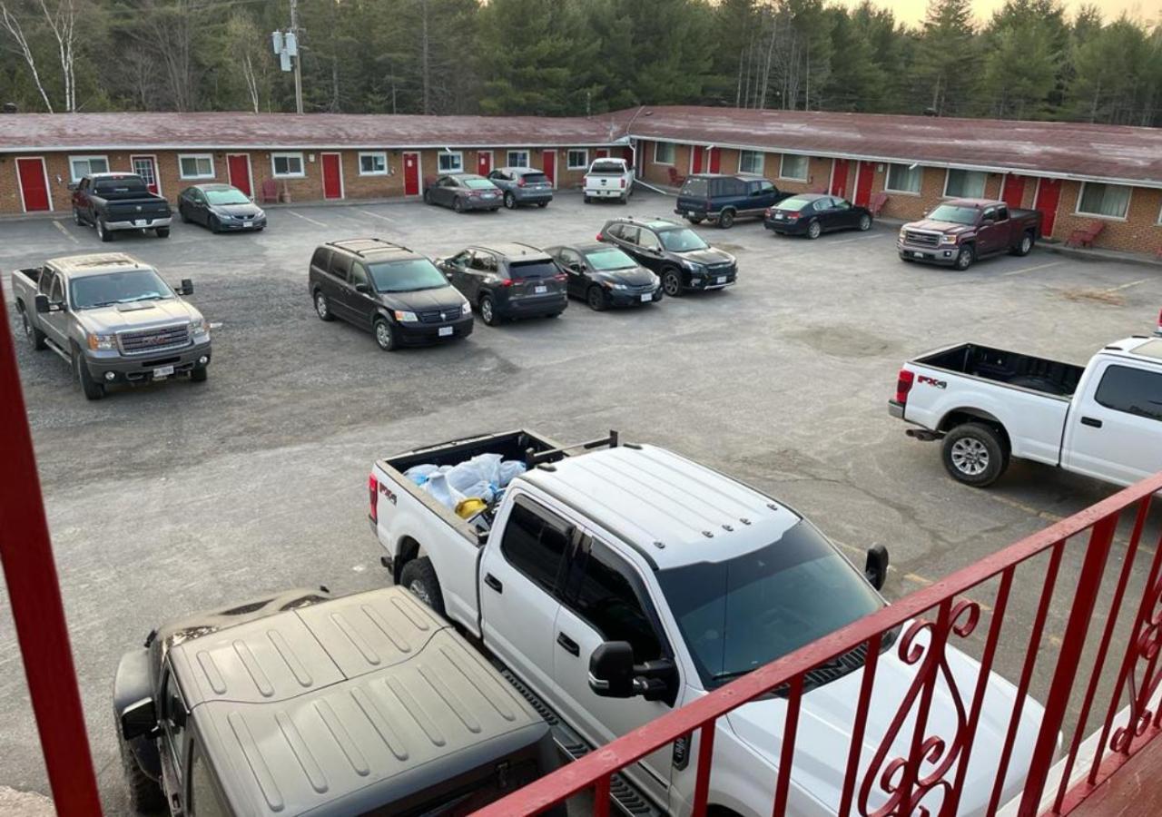 Northern Motel Су-Сент-Мари Экстерьер фото